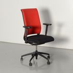 Interstuhl 162H Bureaustoel, Zwart / Rood, 1D Armlegger thumbnail 2