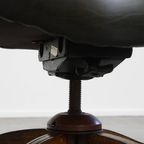 Donkergroene Rundleren En Houten In Hoogte Verstelbare, Swiffel En Tilt Chesterfield Bureaustoel thumbnail 13