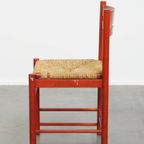 Leuke Rode Vintage Houten Jaren ’70 Stoel Met Een Gevlochten Rieten Zitting thumbnail 5