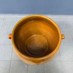 Grote Franse Aardewerk Pot Met Okergeel Glazuur thumbnail 18