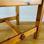 Set Van 4 Vintage Massief Grenenhouten Stoelen Met Biezen Zitting thumbnail 7