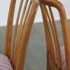 Leuke Set Van 2 Vintage Jaren '70 Eetkamerstoelen Met Gespijlde Rugleuning En Stoffen Zitting thumbnail 12