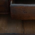Mooie Antieke Eikenhouten Engelse Ladekast/ Commode Uit De 18e Eeuw Met Originele Bolpootjes thumbnail 12