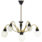 Vintage Kroonluchter In Messing En Opaline Glas, 1960s thumbnail 2