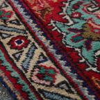 Handgeknoopt Oosters Vloerkleed Met Onder Andere Rood En Blauwe Kleuren 298x205cm thumbnail 8