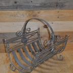 Houtbak Of Krantenbak Van Metaal thumbnail 2