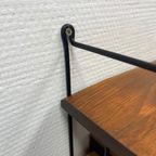 Vintage Wandrek Met 3 Houten Planken En Draadstaal Dragers thumbnail 5