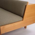 Ge-258 Daybed By Hans J. Wegner For Getama, Denmark, 1950s thumbnail 11