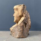 Groot Formaat Uit Houten Stam Gesneden Hoofd Of Gezicht thumbnail 15