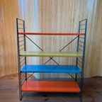 Staand Tomado Boekenrek Met Zwarte Staanders. thumbnail 4