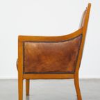 Statige, Luxe Schapenleren Art Deco Design Armchair Gecombineerd Met Hout thumbnail 6