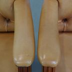 Set Van 2 Mooie En Luxe Rundleren Chesterfield Eetkamer/ Bijzetstoelen In Een Lichte Cognac Kleur thumbnail 8