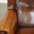 Stoere Schapenleren Oorfauteuil Met Vast Zitkussen En Mooie Warme Cognac Kleuren thumbnail 11