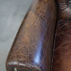 Set Van 2 Prachtige, Unieke En Comfortabele Bruin Generfde Rundleren Chesterfield Fauteuils thumbnail 2