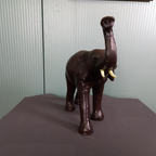 Beeld Van Zeer Grote Decoratieve Leren Olifant thumbnail 2