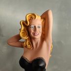 Vintage Pin-Up Girl thumbnail 5