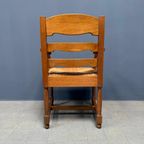 Set Van Twee Hollandse Eikenhouten Armstoelen Met Biezen Zitting thumbnail 30