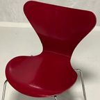 Fritz Hansen Vlinderstoel Arne Jacobsen Vintage Bordeauxrood thumbnail 6