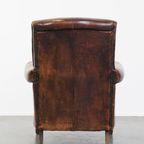 Vintage Stoere Schapenleren Armchair Met Een Hoge Rug En Een Goed Zitcomfort thumbnail 4