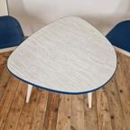 Vintage Stoelen Met Tafeltje. thumbnail 5