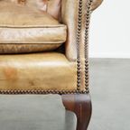 Luxe Rundleren Chesterfield Oorfauteuil Met Mooie En Sierlijke Pootjes thumbnail 10