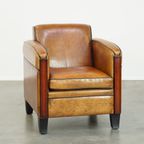 Schapenleren Art Deco Design Armchair Met Mooie Houten Details En Zwarte Biezen thumbnail 2