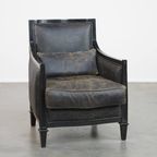 Unieke En Karaktervolle, Strakke Zwarte Rundleren En Houten Armchair thumbnail 2