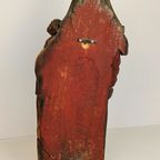 Houten Beeld Van De Maagd Maria Met Jezus thumbnail 2
