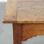 Antieke Franse Boeren Eettafel Uit De Vroege 19e Eeuw Met Twee Laden En Een Broodplank thumbnail 8