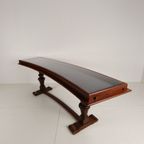 Eikenhouten Museumvitrinekast Uit De Jaren 40-50 – Horizontaal Gebogen Model thumbnail 16