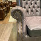 Stoere Industriële Vintage Chesterfield Fauteuil Grijs thumbnail 5