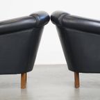 Prachtige Set Van 2 Zwarte Engelse Stijl Rundleren Clubfauteuils Met Een Tijdloos Design thumbnail 3