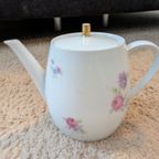Thee Of Koffiepot, Melk En Suiker En Vijf Ontbijtbordjes thumbnail 11