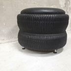 Jaren 60 Vintage Zwarte Poef Voetenbank Schuine Pootjes thumbnail 2