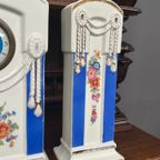 Klok Met Twee Vazen ​​in Art-decostijl. thumbnail 6
