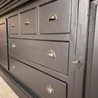 Oude Kast, Ladekast, Toonbank, Dressoir, Winkelkast. Zwart thumbnail 2