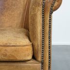 Positief Doorleefde Schapenleren Clubfauteuil Met Een Stoere En Sleetse Vintage Uitstraling thumbnail 13