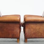 Set Van 2 Schapenleren Armchairs In Engelse Stijl Met Een Unieke Vormgeving En Mooie Kleuren thumbnail 3