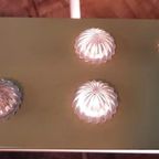 Iconisch Vintage Wandlampje, Pastel Geel Met Plexiglas thumbnail 6