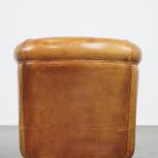 In Goede Staat Verkerende Charmante Schapenleren Clubfauteuil Met Een Warme Kleurstelling thumbnail 8