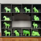 Beeldjesset “guardians Of The Ming Dynasty” Van Jadeglas + Displayplank. thumbnail 2