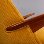 Geherstoffeerde Okergele Deense Design Sofa, 1960s thumbnail 12