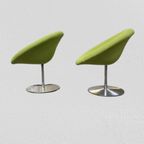 2 Globe Draaistoelen Van Pierre Paulin Voor Artifort thumbnail 3