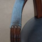 Geweldige Set Bestaande Uit Een Schrijftafel En Een Blauwe Rundleren Chesterfield Bureaustoel In thumbnail 20