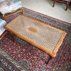 Prachtige Salontafel Met Rotan En Glas thumbnail 7