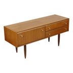 Vintage Lowboard Scandinavische Stijl Lichtgekleurd Hout thumbnail 10