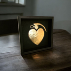 Lovegrenade 23kt Goud Verguld Kunstwerk In Lijst Popart Collectie thumbnail 6