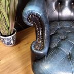 Blauwe Chesterfield Barrelback Fauteuil thumbnail 15