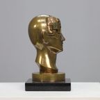 Sculpture “homo Decessor” By Raf Verjans thumbnail 3