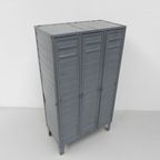 Industriële Stalen Locker Met 3 Deuren thumbnail 3